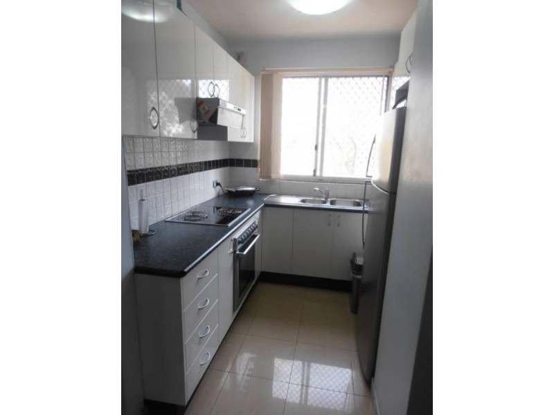 2/29 Dennis St, Lakemba NSW 2195