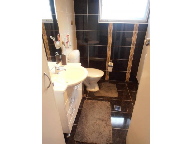 2/29 Dennis St, Lakemba NSW 2195