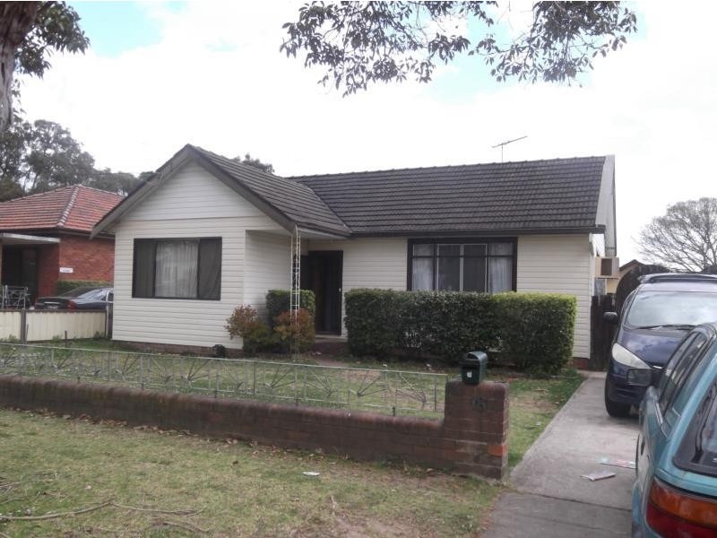 18 ELY St, Revesby NSW 2212