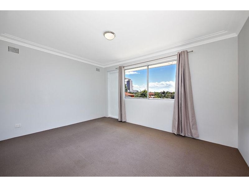 9 Hillard St, Wiley Park NSW 2195