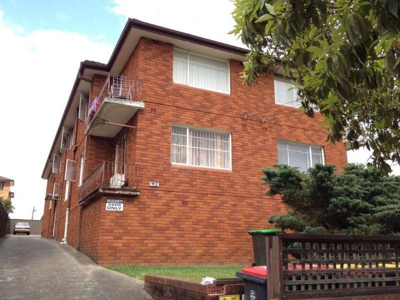 2/42 Colin St, Lakemba NSW 2195