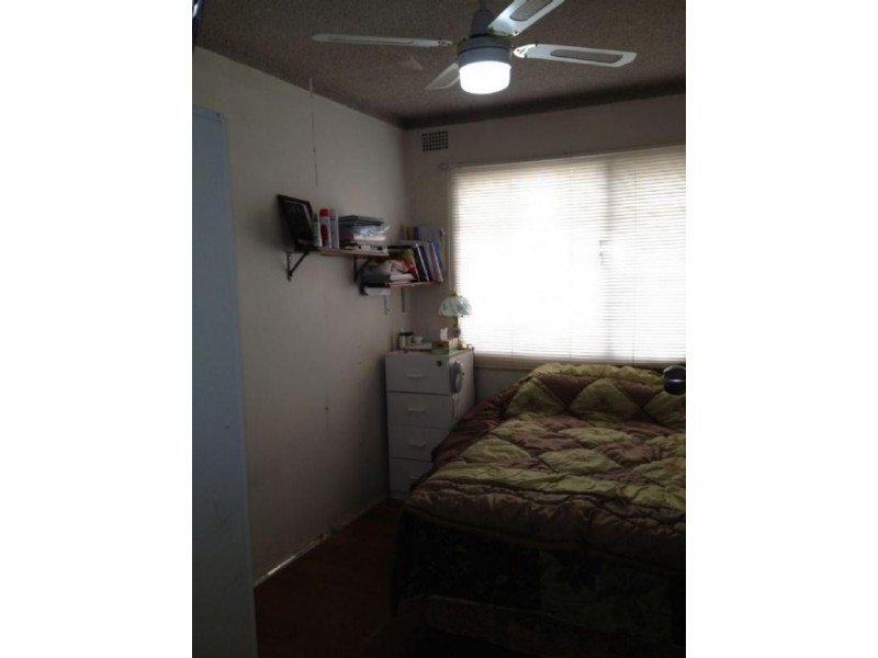 2/42 Colin St, Lakemba NSW 2195