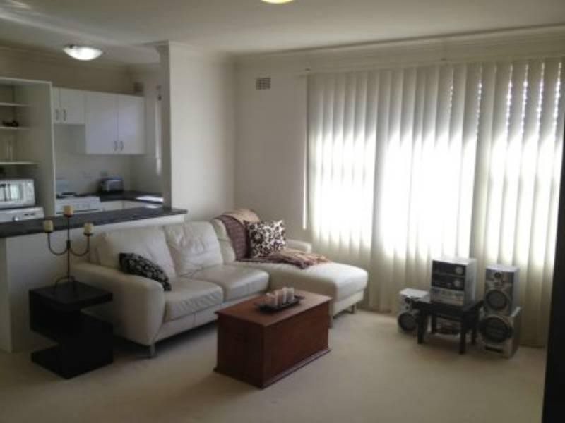6/14 DENMAN Ave, Wiley Park NSW 2195