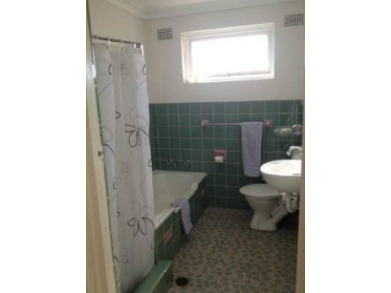 6/14 DENMAN Ave, Wiley Park NSW 2195