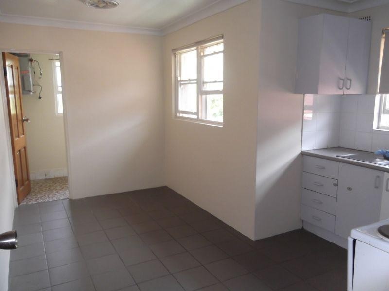 4/128 SPROULE St, Lakemba NSW 2195