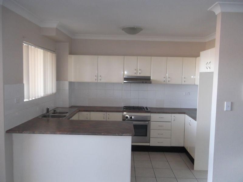 8/872-876 CANTERBURY Rd, Roselands NSW 2196