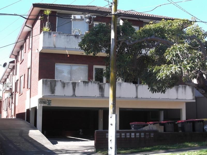 3/65 FAIRMOUNT St, Lakemba NSW 2195