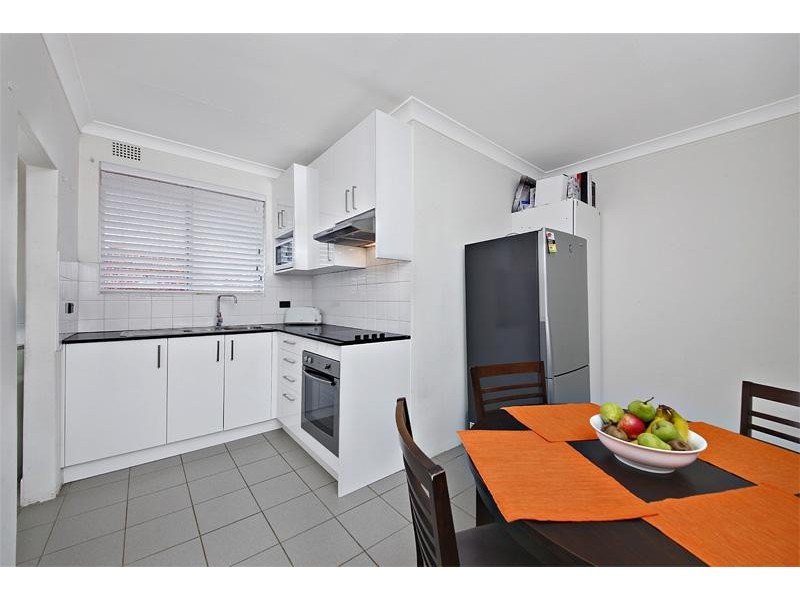 9/7 Phillip St, Roselands NSW 2196