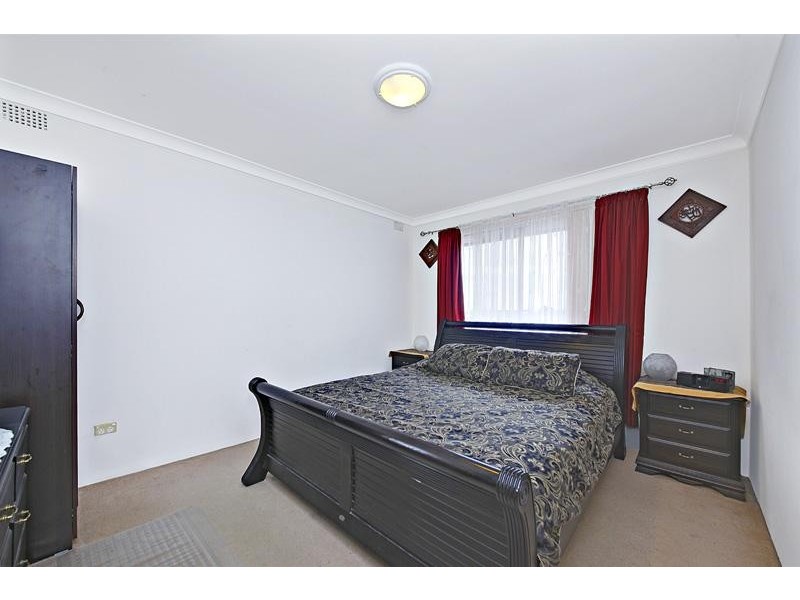 9/7 Phillip St, Roselands NSW 2196