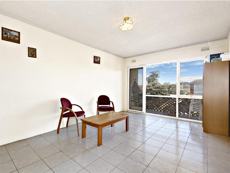 8/27 WANGEE Rd, Lakemba NSW 2195