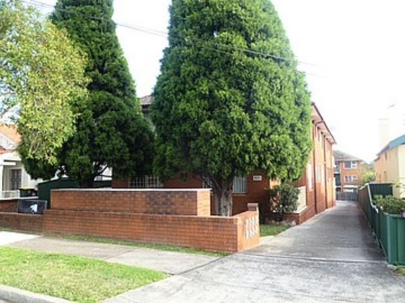 1/26 GARRONG Rd, Lakemba NSW 2195