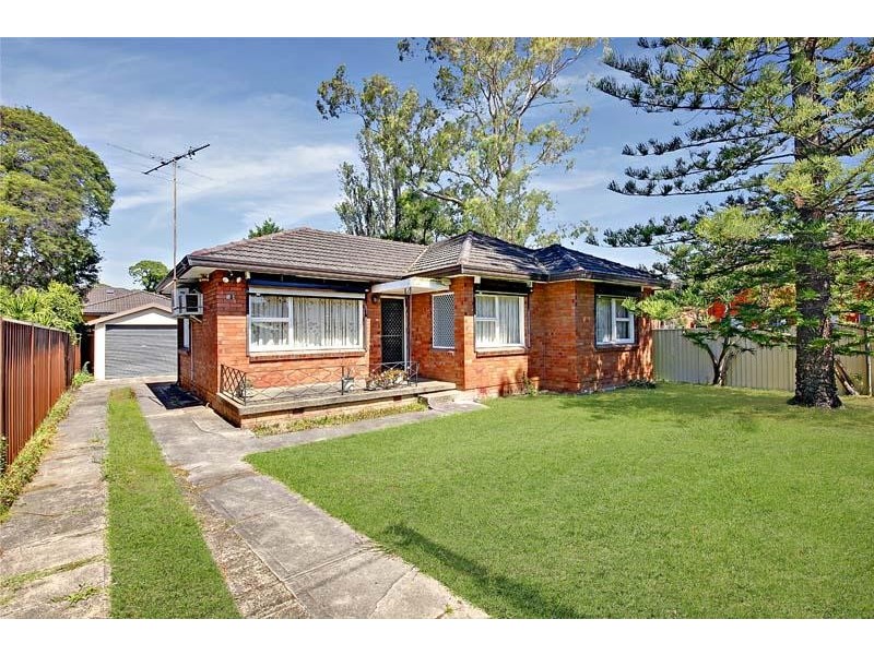 16a Hampden Rd, Lakemba NSW 2195