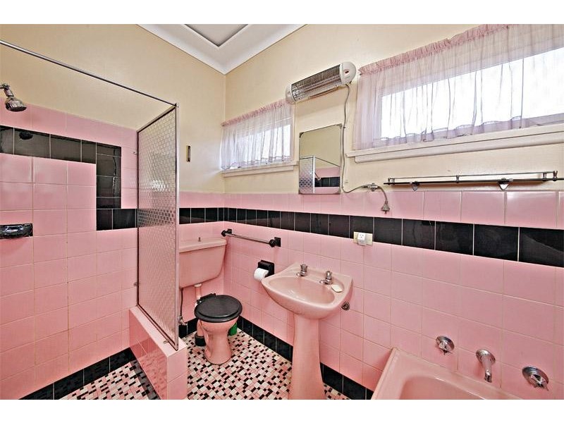 16a Hampden Rd, Lakemba NSW 2195