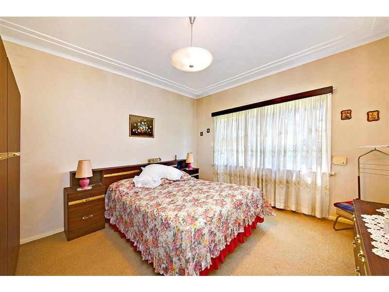 16a Hampden Rd, Lakemba NSW 2195