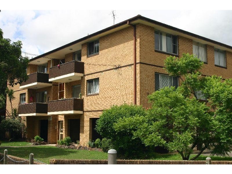 6/76 The Bvd, Lakemba NSW 2195