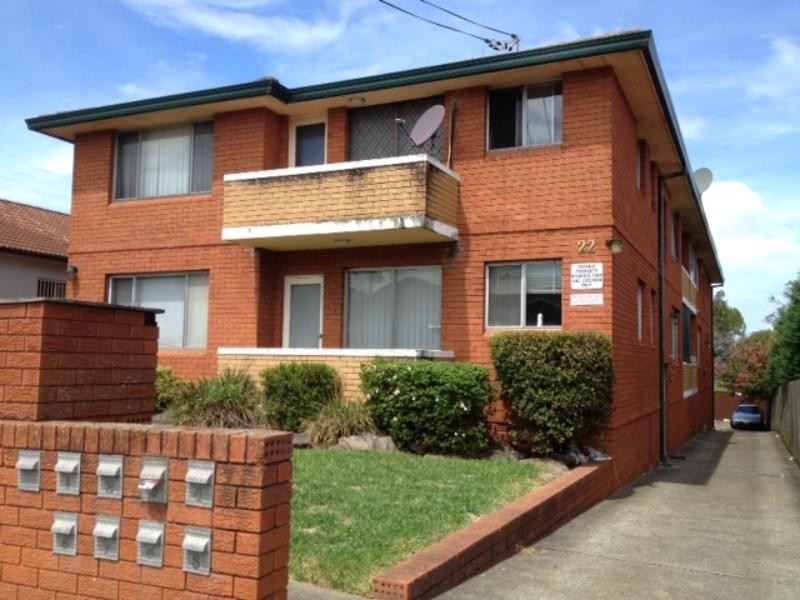 1/22 Owen St, Punchbowl NSW 2196