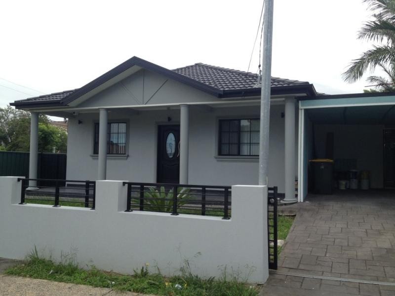 74 Victoria Rd, Punchbowl NSW 2196