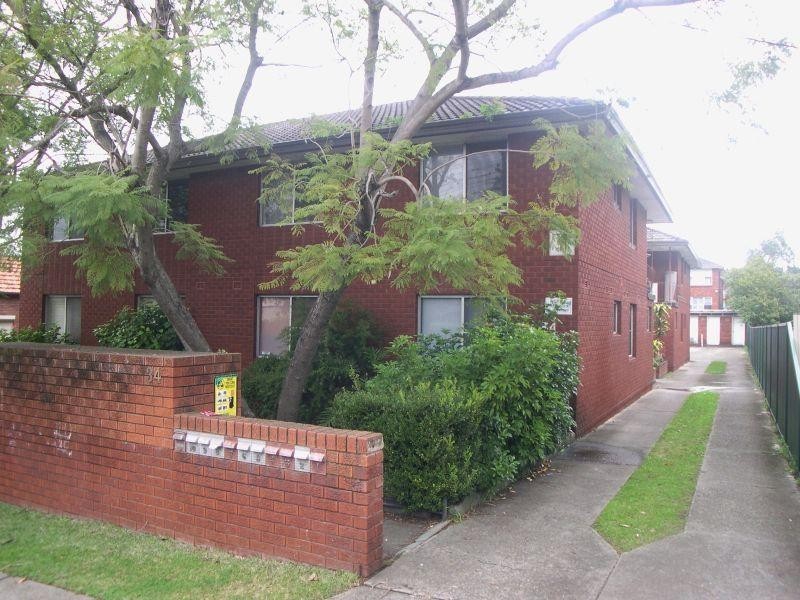 10/34 BENAROON Rd, Lakemba NSW 2195