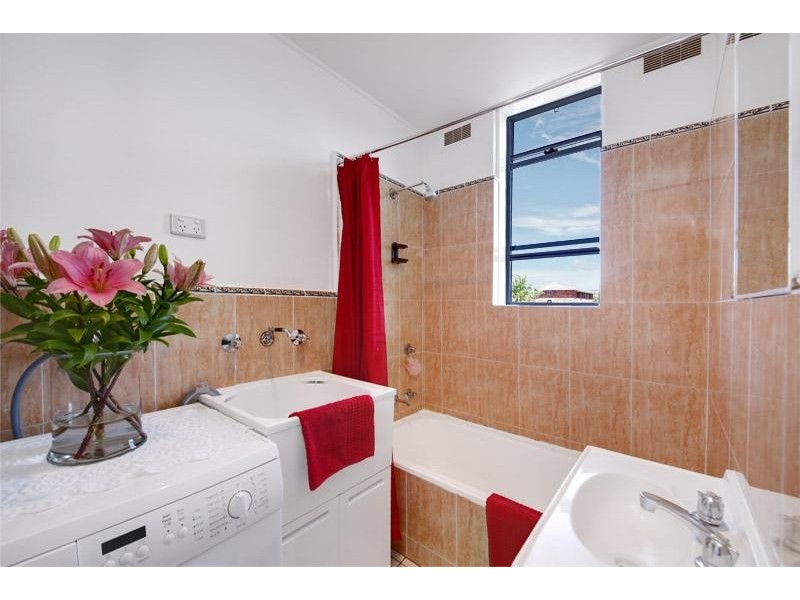 9/9 MCCOURT St, Wiley Park NSW 2195