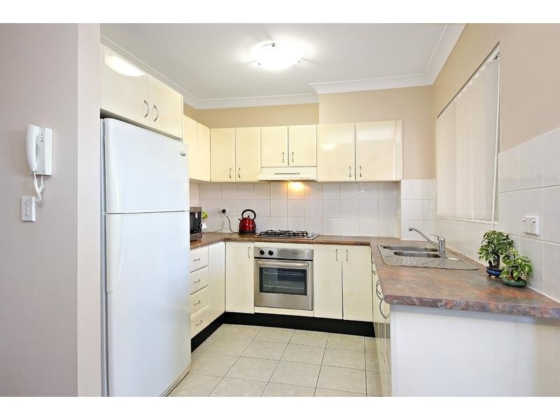 3/872 Canterbury Rd, Roselands NSW 2196