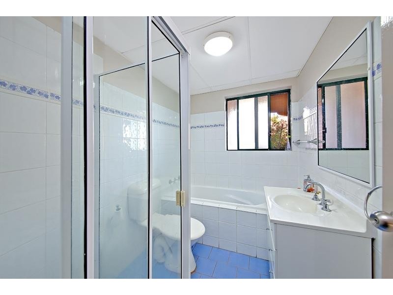 3/872 Canterbury Rd, Roselands NSW 2196