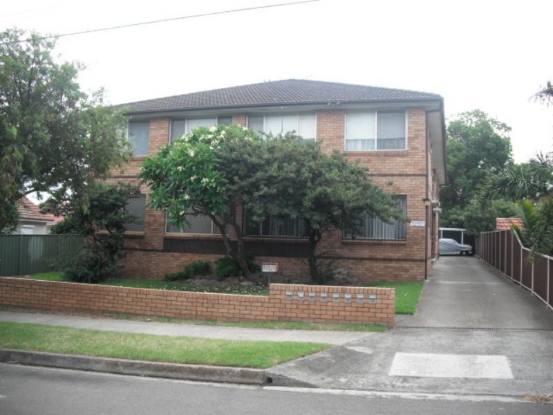 1/77 AUGUSTA St, Punchbowl NSW 2196