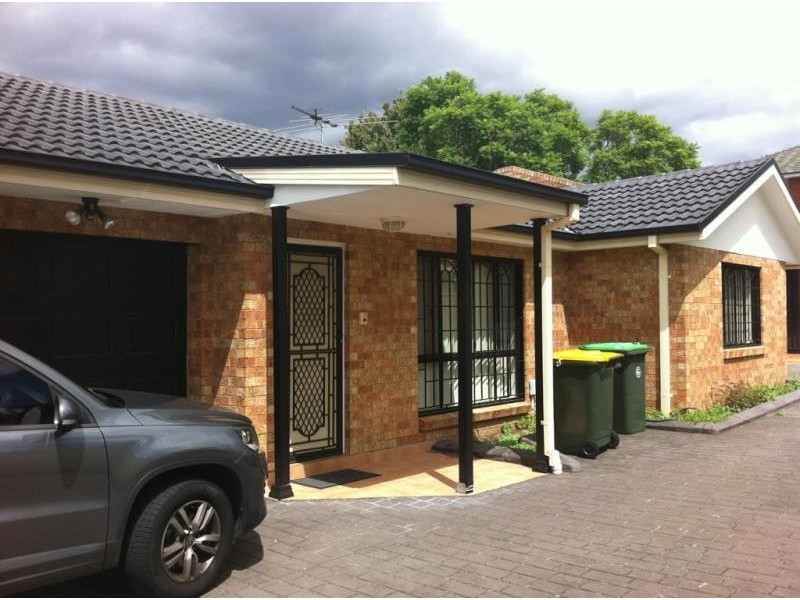 2/95 Rosemont St, Punchbowl NSW 2196