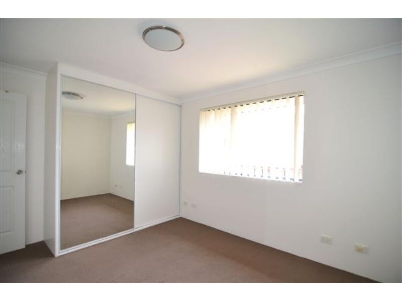 11/47-49 Cairds Ave, Bankstown NSW 2200