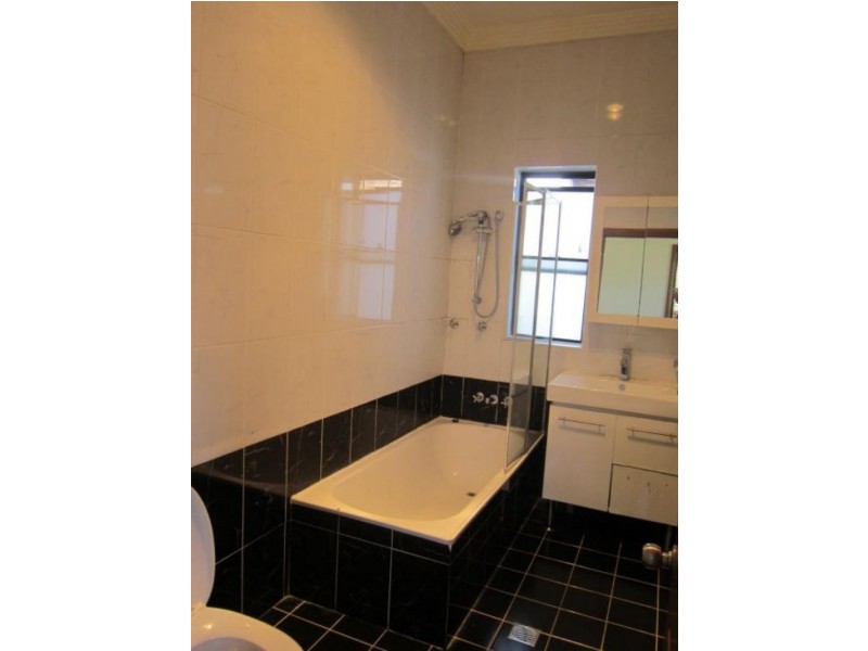 24 LANCELOT St, Punchbowl NSW 2196