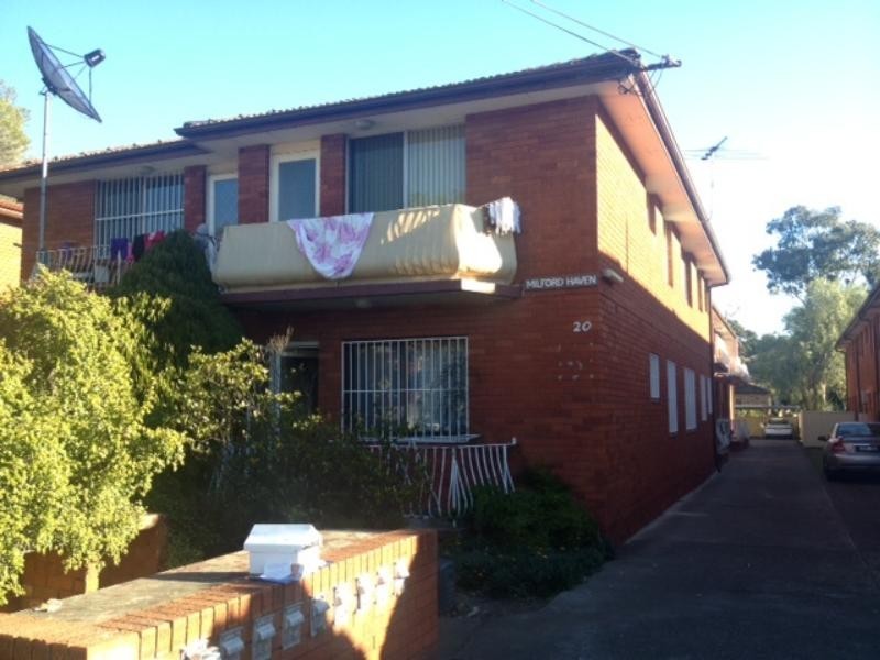 10/20 Hampden Rd, Lakemba NSW 2195