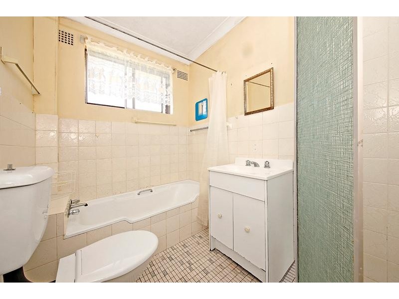 10/20 Hampden Rd, Lakemba NSW 2195