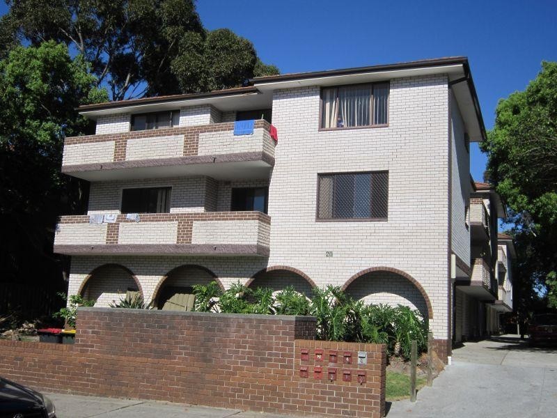 5/20 FAIRMOUNT St, Lakemba NSW 2195
