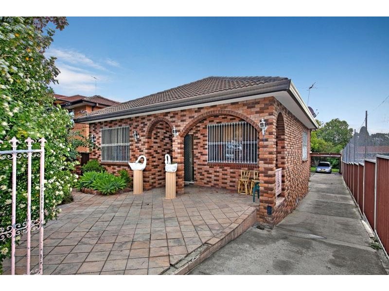 55 Croydon St, Lakemba NSW 2195