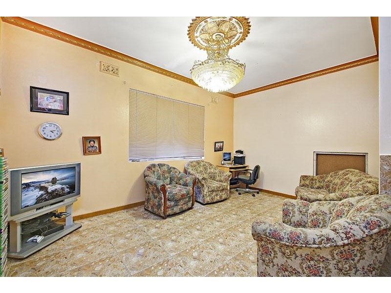 55 Croydon St, Lakemba NSW 2195