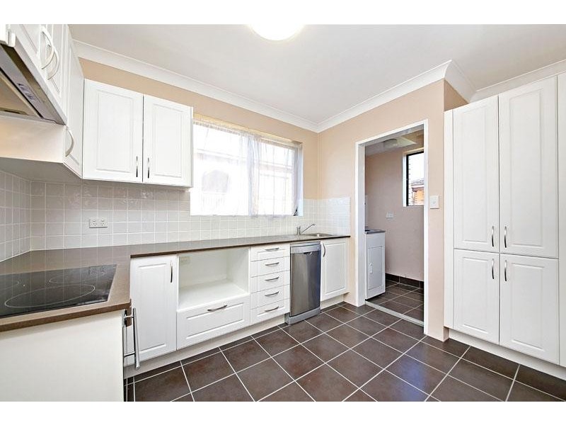 20/43 Chapel St, Roselands NSW 2196
