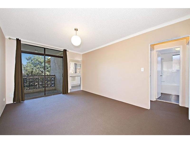 20/43 Chapel St, Roselands NSW 2196