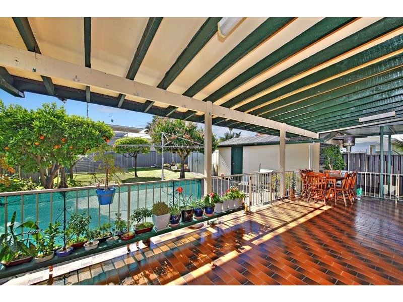 5 Vivienne Ave, Lakemba NSW 2195