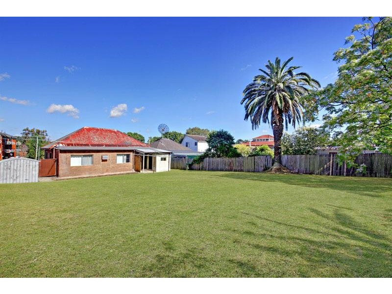 29 Wangee Rd, Lakemba NSW 2195