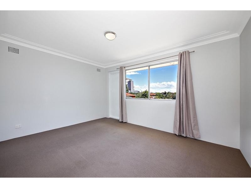 9 Hillard St, Wiley Park NSW 2195