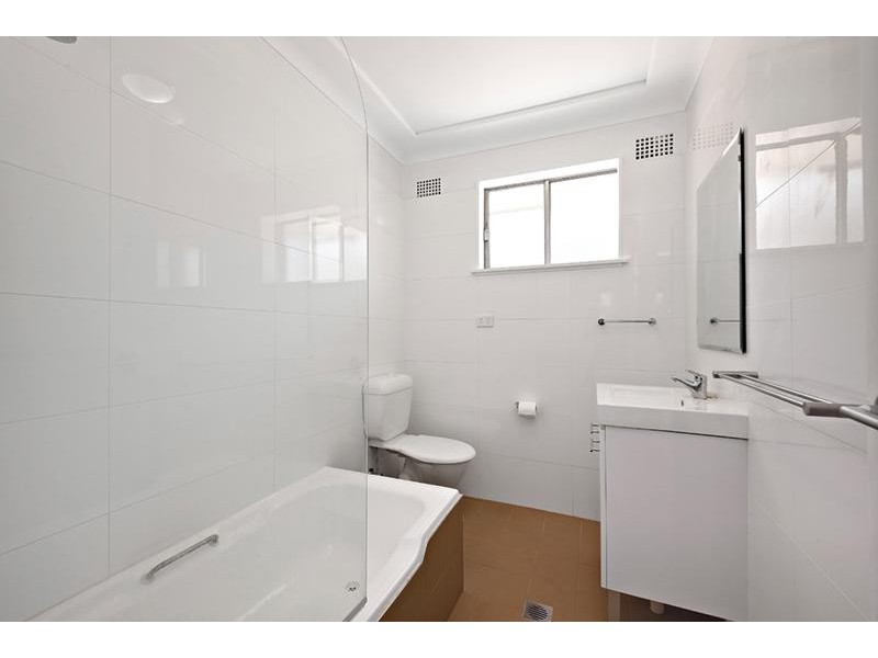 9 Hillard St, Wiley Park NSW 2195