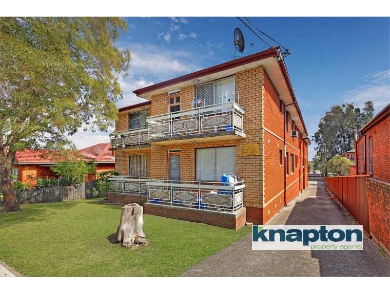 8/97 Yangoora Rd, Lakemba NSW 2195
