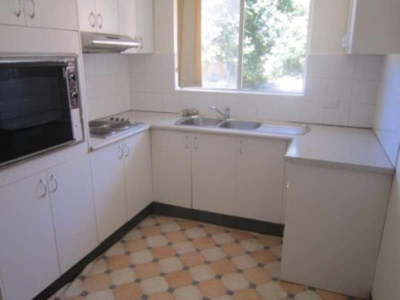 9/26 Colin St, Lakemba NSW 2195