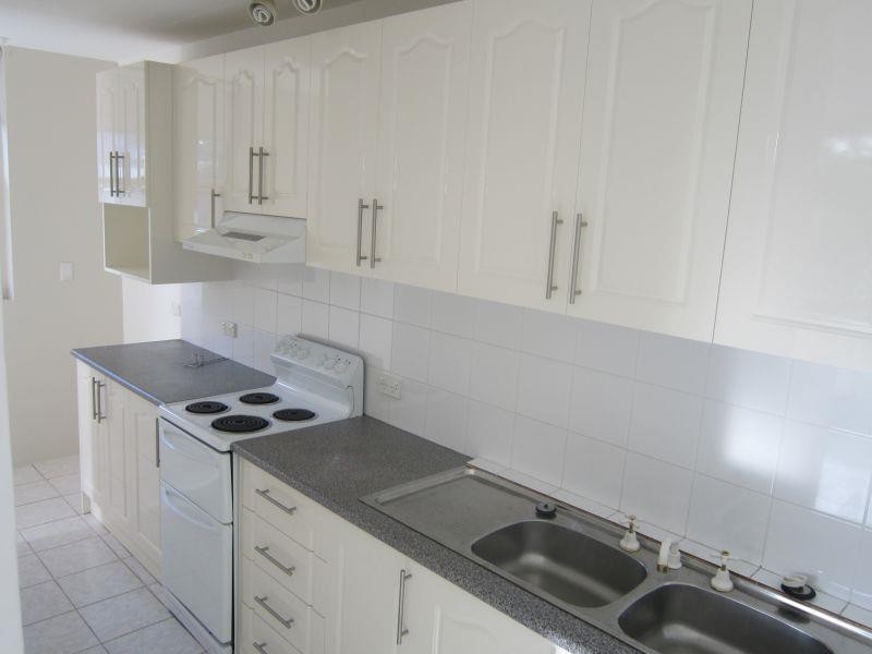 10/27-35 Raymond St, Bankstown NSW 2200