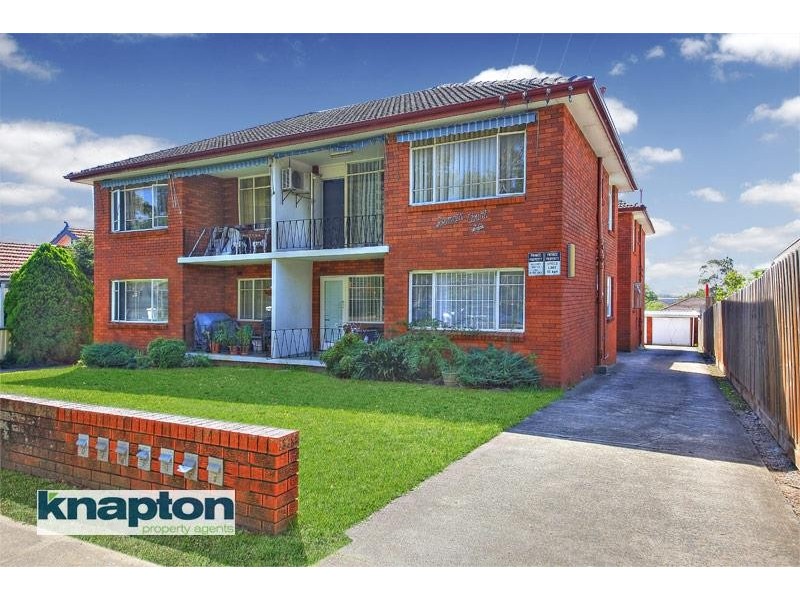 1/72 Dennis St, Lakemba NSW 2195