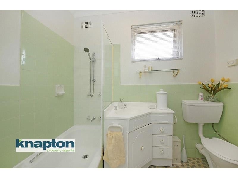 5/13 Phillip St, Roselands NSW 2196