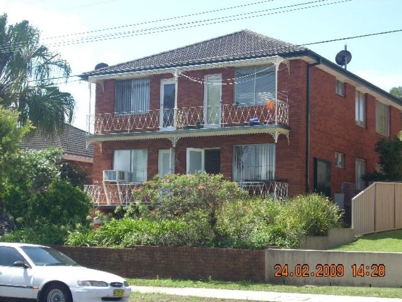 1/106 Ernest St, Lakemba NSW 2195
