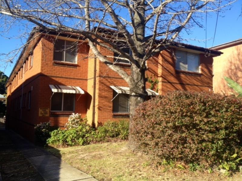 1/8 Willeroo St, Lakemba NSW 2195