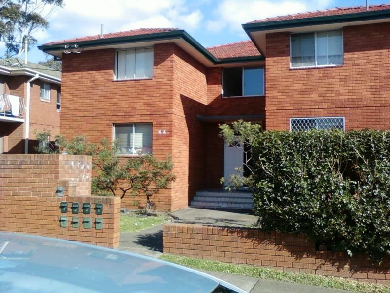 2/44 Mccourt St, Wiley Park NSW 2195