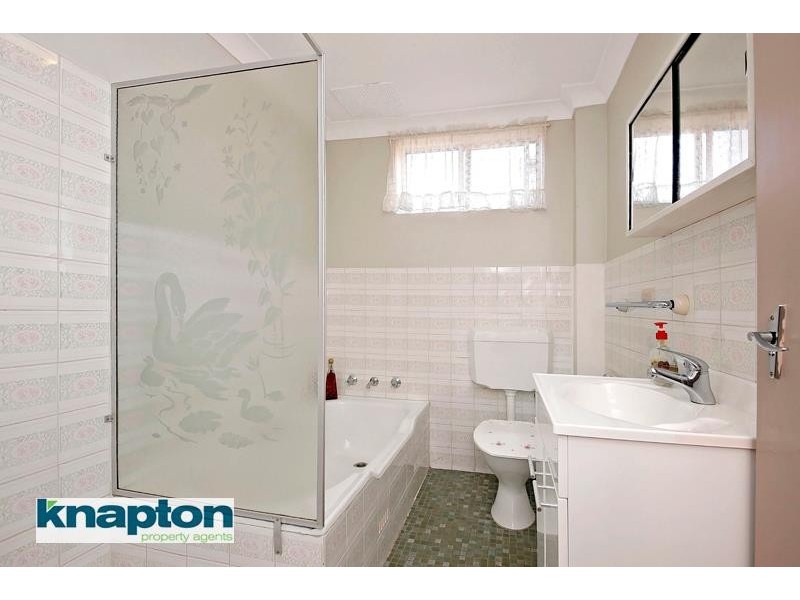 8/50 Myers St, Roselands NSW 2196