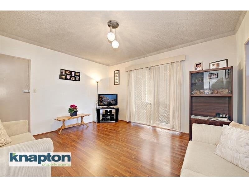 8/50 Myers St, Roselands NSW 2196